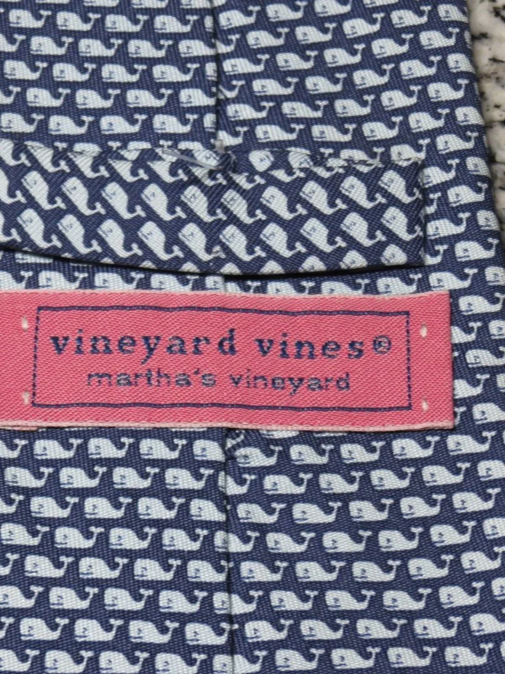 Vineyard Vines Martha’s Vineyard Men’s Tie Whale Motif
